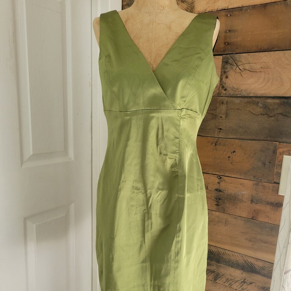 Donna Ricco Dress Satiny Green Stretchy 8P